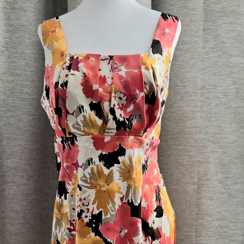 Cleo Vibrant Floral Dress, Figure Flattering, Size 8